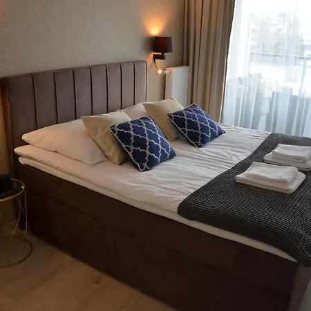 아파트 Westin House Delux 코워브제크